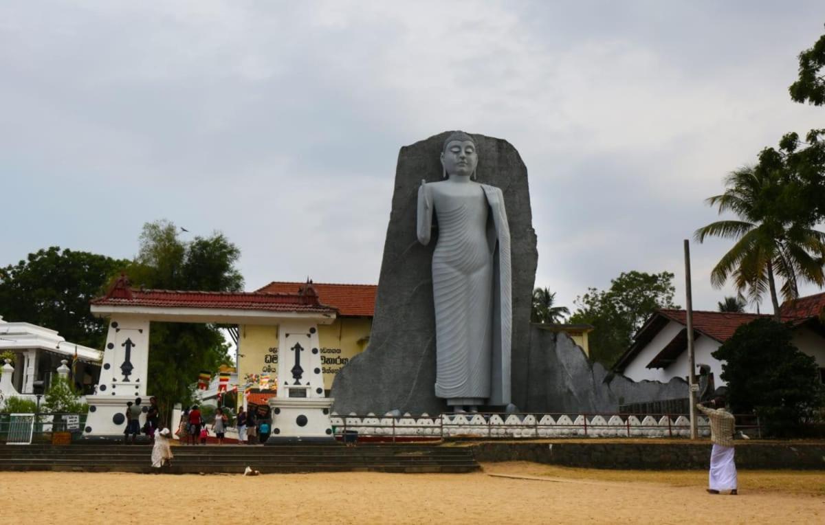 The Ocean Villa At Surf Spot Matara Exterior foto